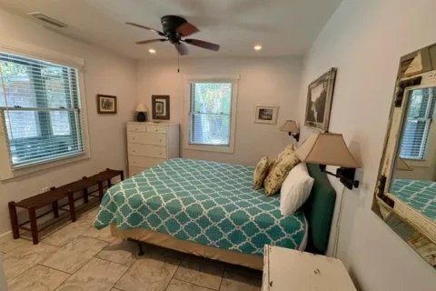 Queen Bed