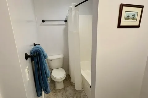 2nd Hall Bath